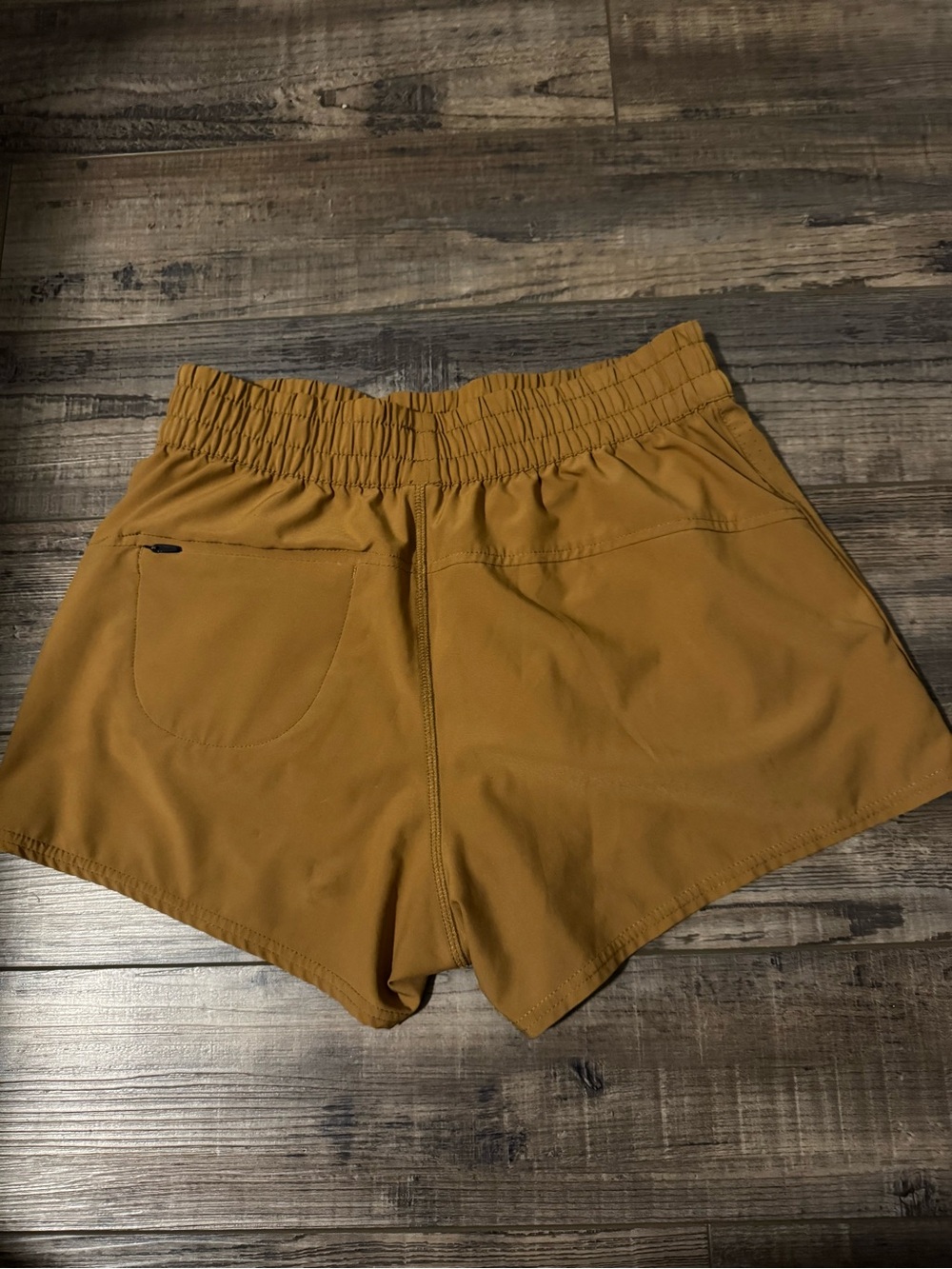Vuori Mustard Performance Drawstring Shorts - Picture 2 of 4